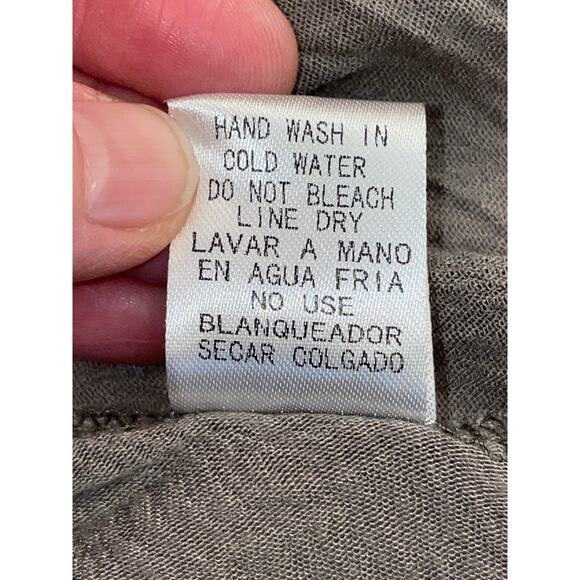 La‎ Meil Crochet Dress - Size L - Asymmetric Ruffle Hem, Double Cross Straps - Picture 9 of 9